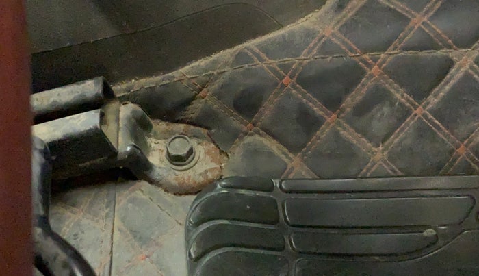 2011 Hyundai i10 SPORTZ 1.2 AT, Petrol, Automatic, 70,932 km, Driver seat - Seat adjuster makes minor noise
