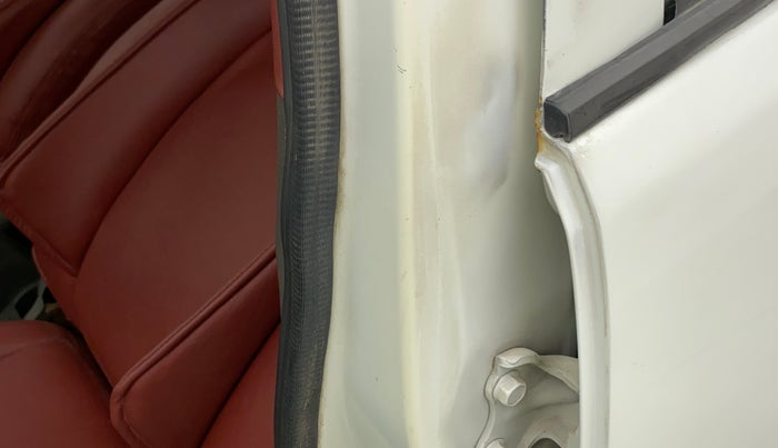 2011 Hyundai i10 SPORTZ 1.2 AT, Petrol, Automatic, 70,932 km, Left B pillar - Paint is slightly faded