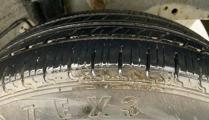 2011 Hyundai i10 SPORTZ 1.2 AT, Petrol, Automatic, 70,932 km, Left Rear Tyre Tread