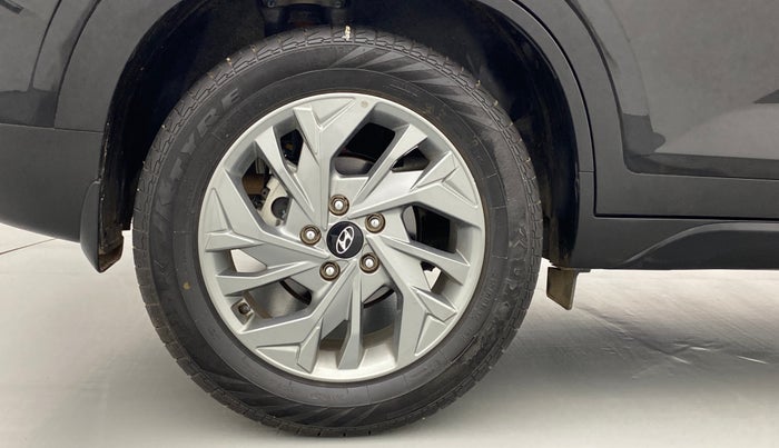 2021 Hyundai Creta 1.4 SX(O) TURBO GDI DCT, Petrol, Automatic, 8,753 km, Right Rear Wheel