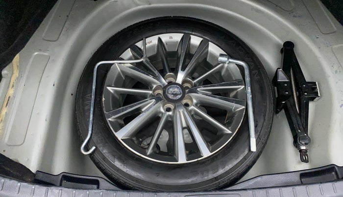 2015 Toyota Corolla Altis VL AT, Petrol, Automatic, 85,879 km, Spare Tyre