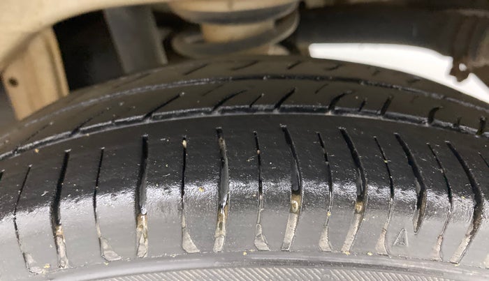 2012 Maruti Alto LXI, Petrol, Manual, 69,943 km, Left Rear Tyre Tread