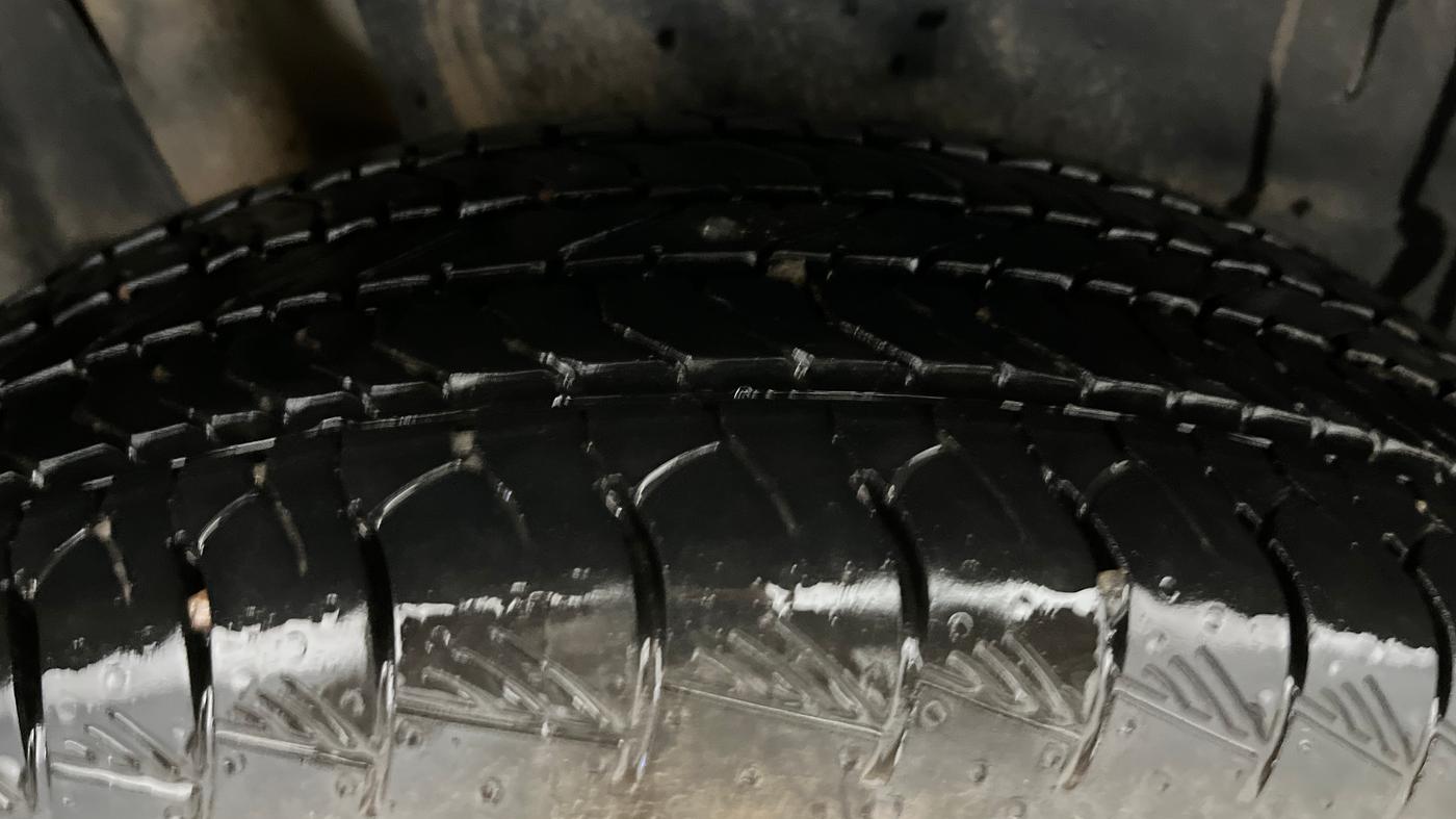 2023 Toyota URBAN CRUISER HYRYDER E NEO DRIVE, Petrol, Manual, 22,378 km, Right Rear Tyre Tread