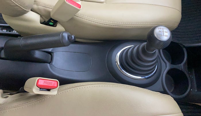 2013 Honda Amaze 1.2L I-VTEC S, Petrol, Manual, 26,855 km, Gear Lever