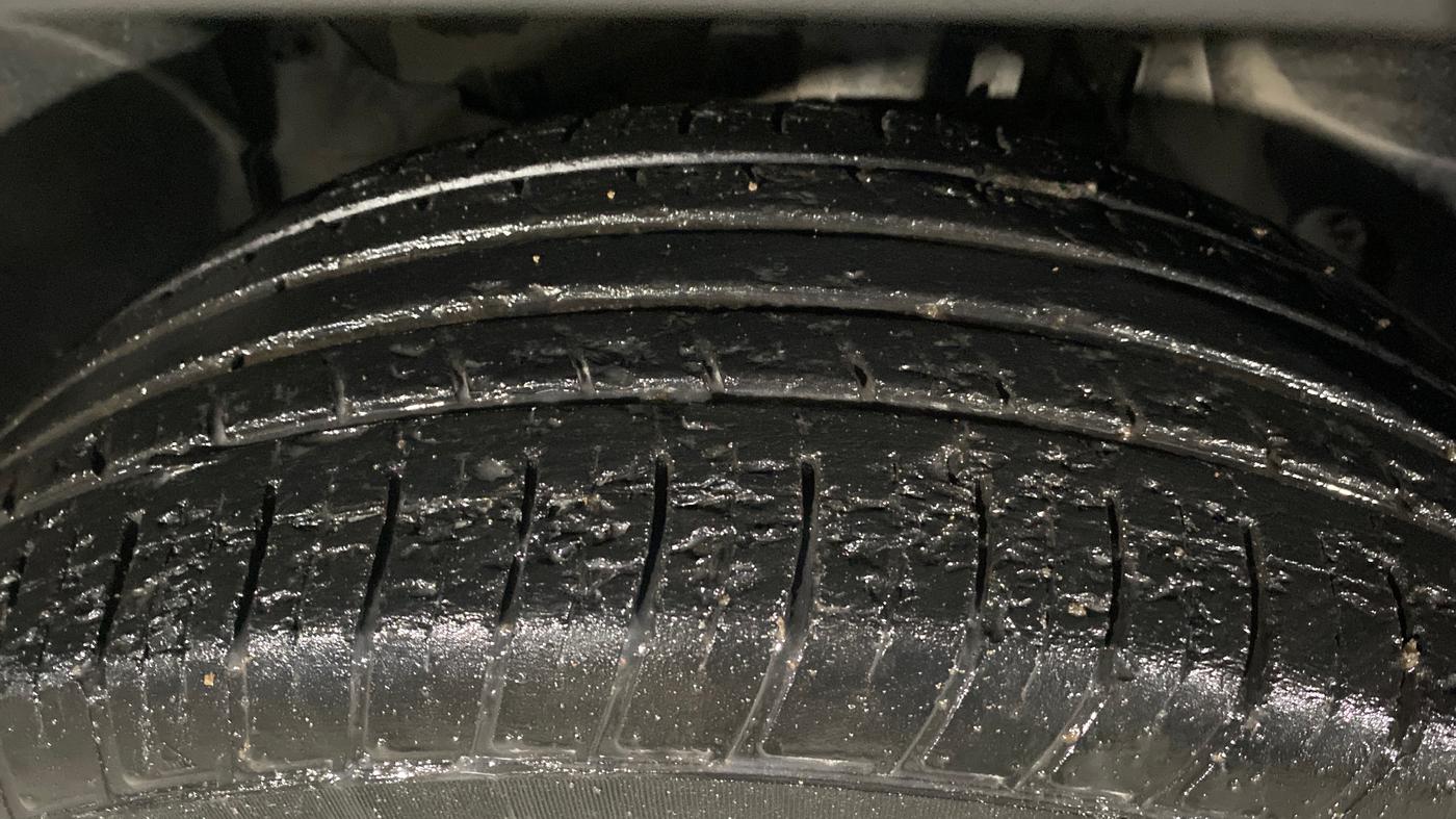 2020 Renault Duster RXS 1.5 PETROL MT, Petrol, Manual, 49,606 km, Left Front Tyre Tread