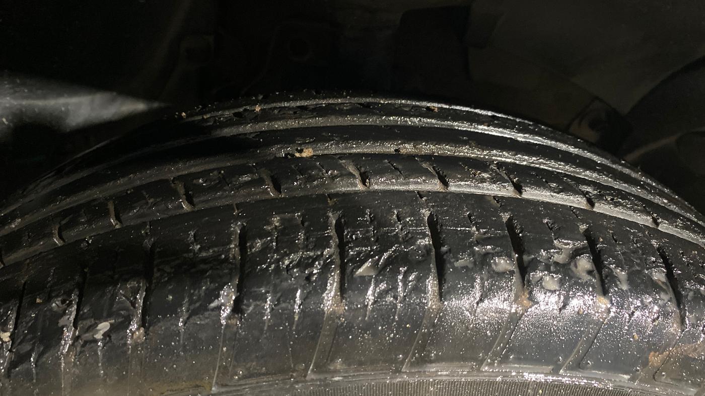 2020 Renault Duster RXS 1.5 PETROL MT, Petrol, Manual, 49,606 km, Right Front Tyre Tread