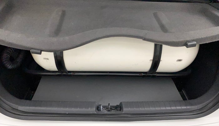 2022 Hyundai GRAND I10 NIOS SPORTZ 1.2 KAPPA VTVT CNG, CNG, Manual, 70,913 km, Boot Inside