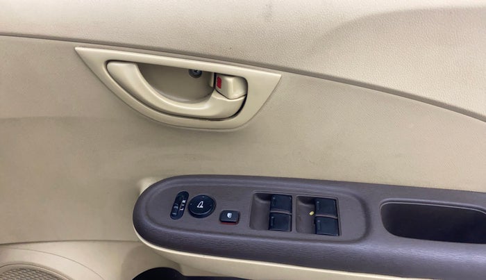 2013 Honda Brio S MT, Petrol, Manual, 86,096 km, Driver Side Door Panels Control