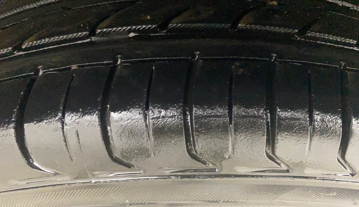 2013 Honda Brio S MT, Petrol, Manual, 86,096 km, Left Rear Tyre Tread