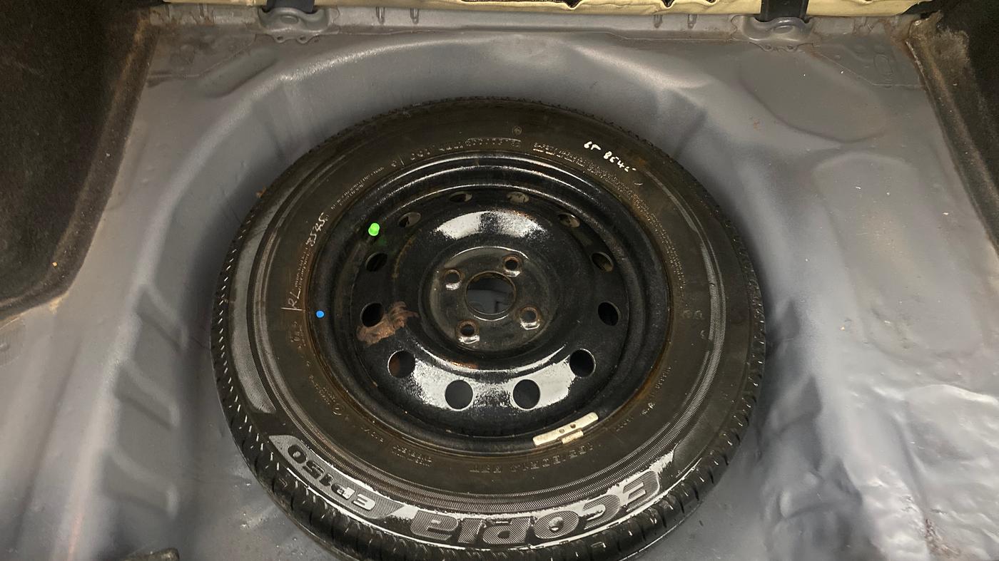 2018 Maruti Dzire VXI AMT, Petrol, Automatic, 88,575 km, Spare Tyre