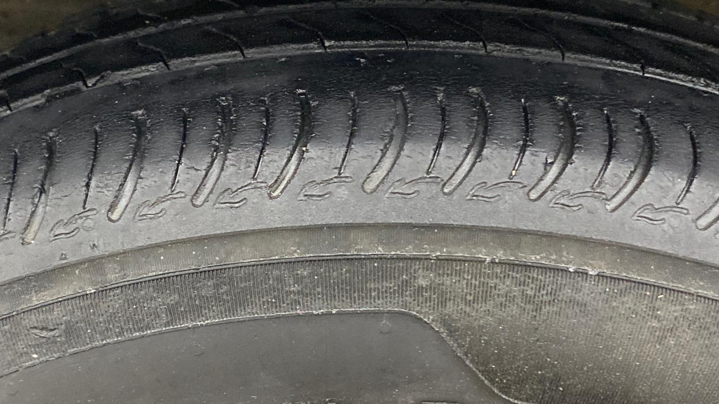 2023 Maruti S PRESSO VXI+, Petrol, Manual, 32,397 km, Left Front Tyre Tread