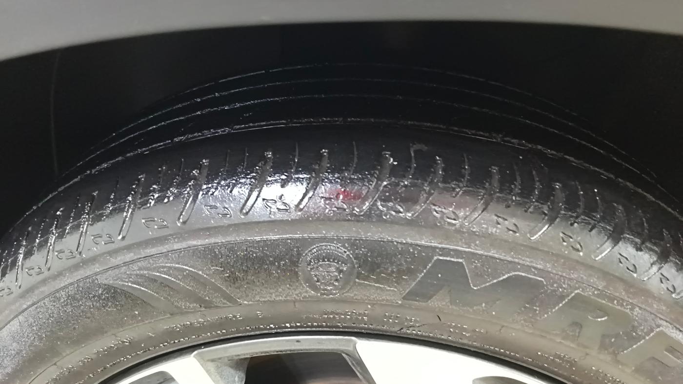 2021 KIA SONET GTX PLUS 1.0 IMT, Petrol, Manual, 26,813 km, Left Front Tyre Tread