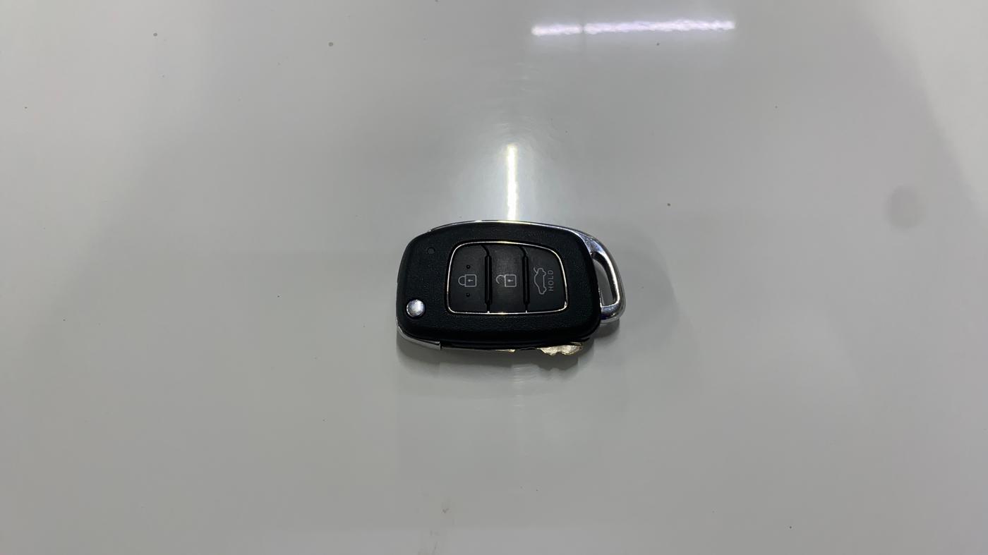 2024 Hyundai EXTER S Plus 1.2 AMT, Petrol, Automatic, 11,650 km, Key Close Up