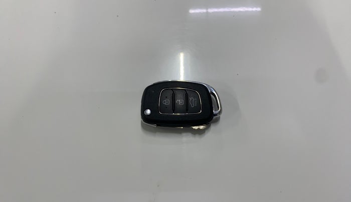 2024 Hyundai EXTER S Plus 1.2 AMT, Petrol, Automatic, 11,650 km, Key Close Up