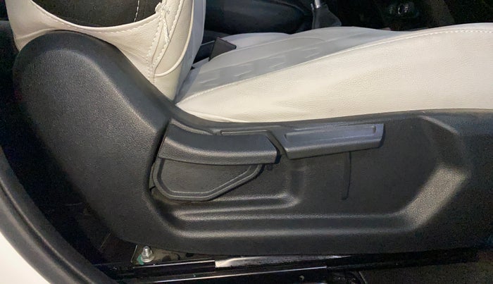 2024 Hyundai EXTER S Plus 1.2 AMT, Petrol, Automatic, 11,650 km, Driver Side Adjustment Panel