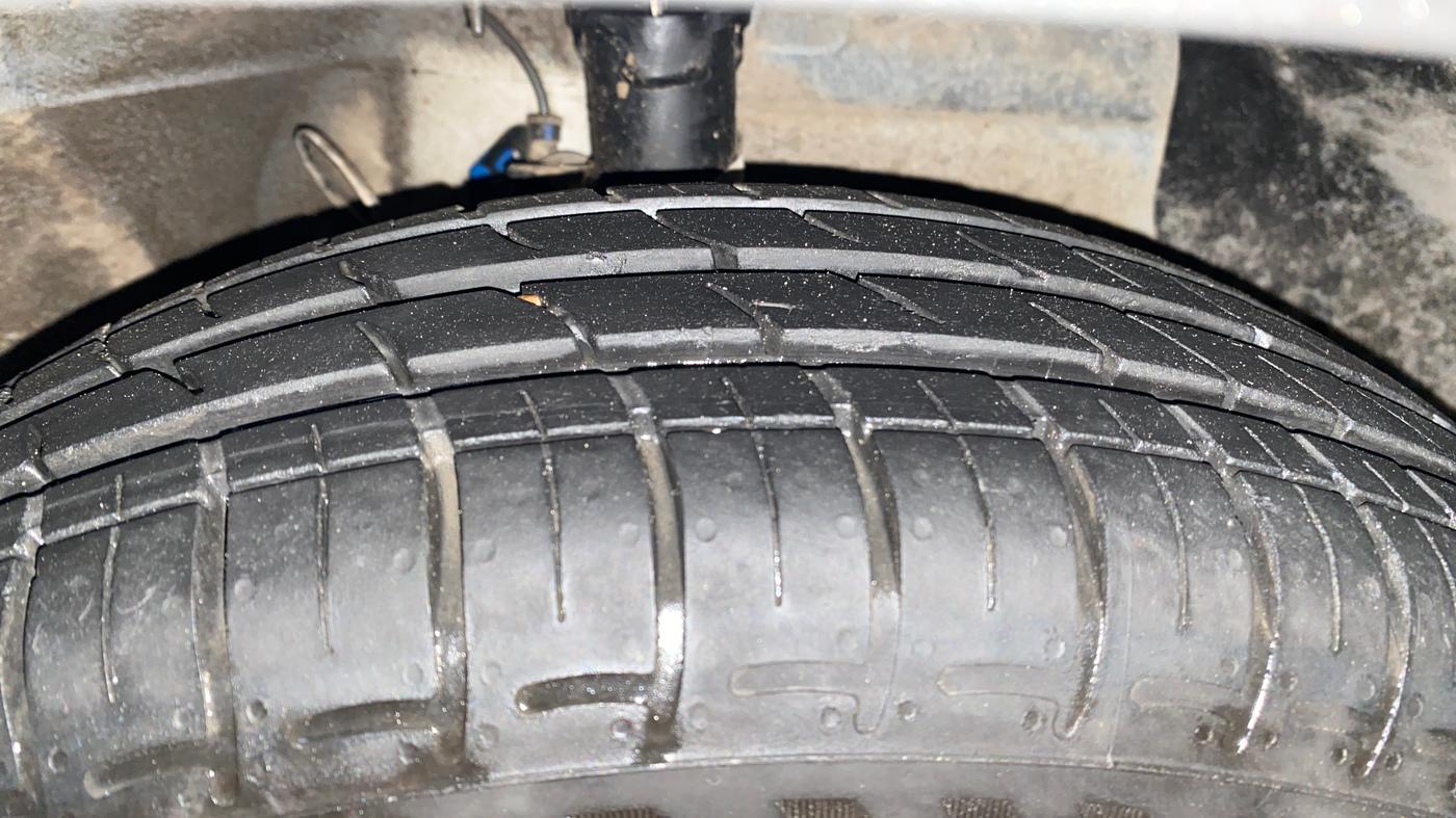 2024 Hyundai EXTER S Plus 1.2 AMT, Petrol, Automatic, 11,650 km, Right Front Tyre Tread