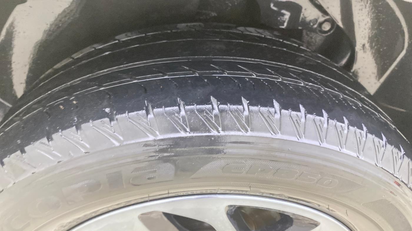 2022 Tata Safari XZA PLUS 6S KAZIRANGA, Diesel, Automatic, 1,15,579 km, Right Rear Tyre Tread
