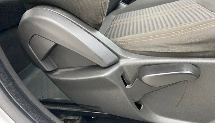 2018 Ford FREESTYLE TITANIUM 1.5 DIESEL, Diesel, Manual, 1,28,455 km, Driver Side Adjustment Panel