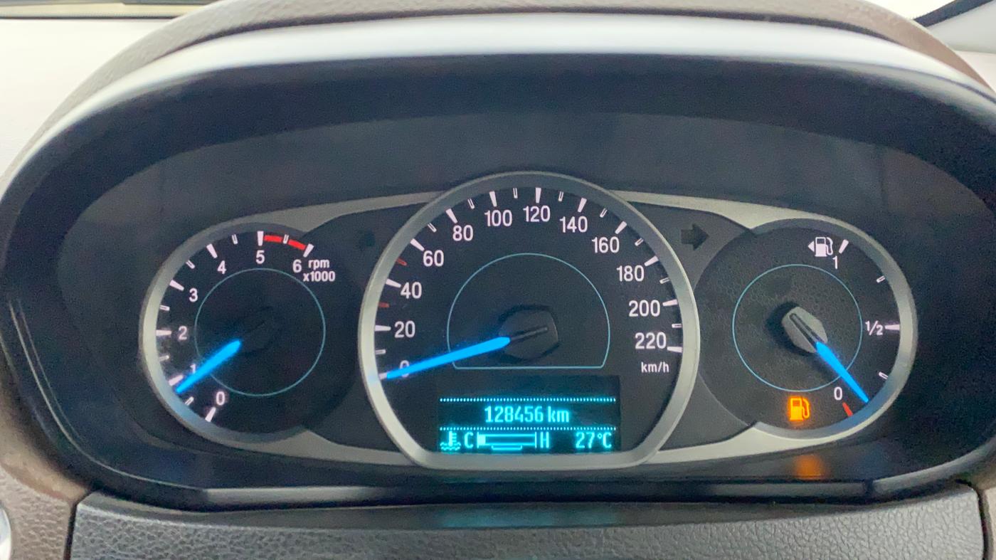 2018 Ford FREESTYLE TITANIUM 1.5 DIESEL, Diesel, Manual, 1,28,619 km, Odometer Image