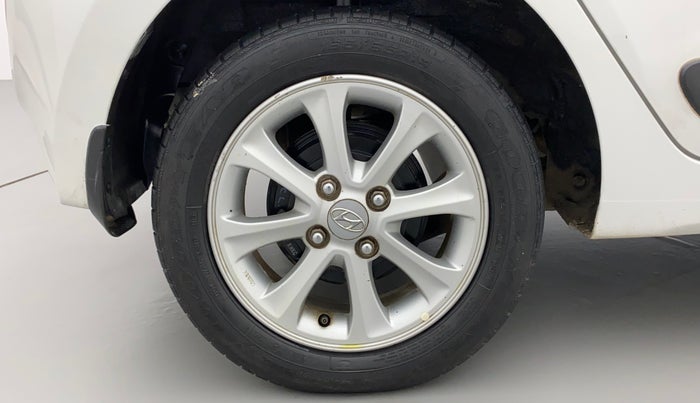 2015 Hyundai Grand i10 ASTA AT 1.2 KAPPA VTVT, Petrol, Automatic, 46,360 km, Right Rear Wheel