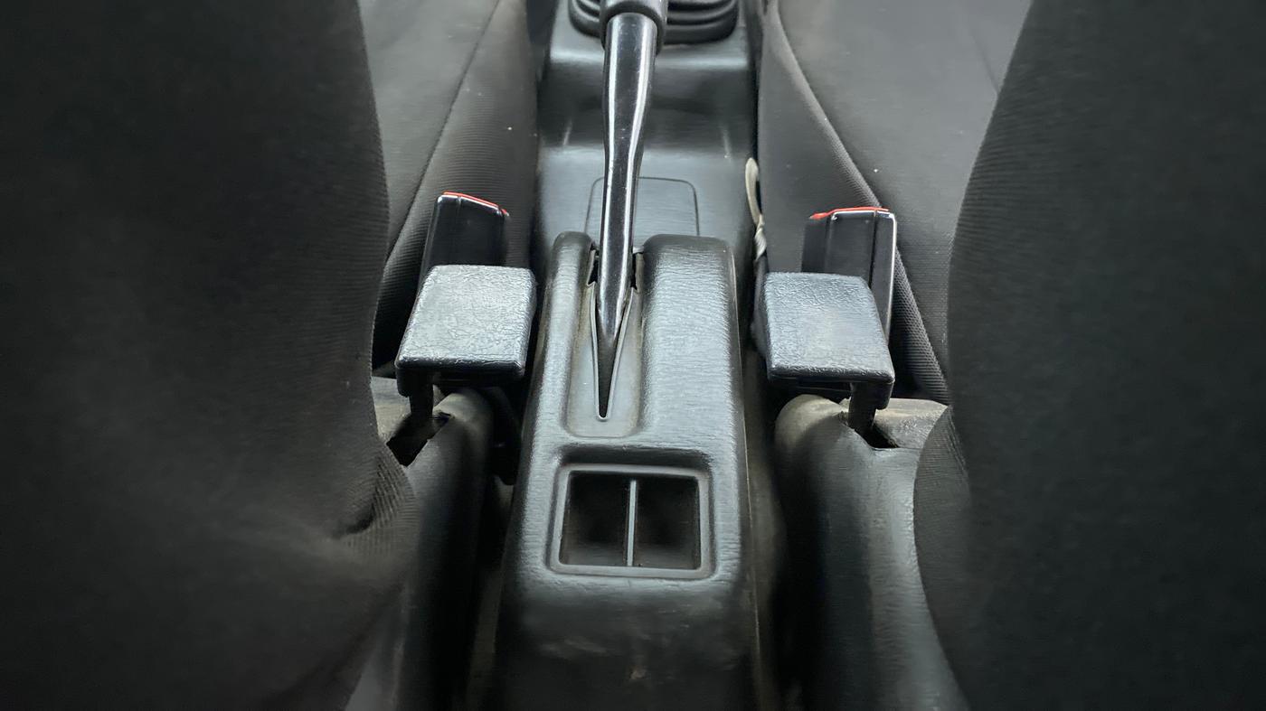 2017 Maruti Eeco 5 STR, Petrol, Manual, 14,603 km, Driver Side Adjustment Panel