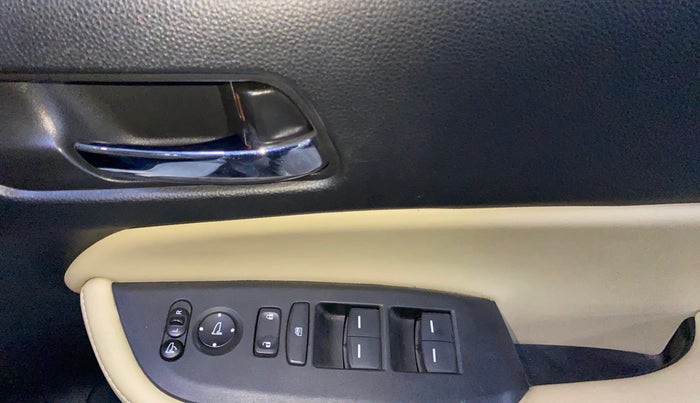 2022 Honda City 1.5L I-VTEC ZX CVT, Petrol, Automatic, 47,008 km, Driver Side Door Panels Control