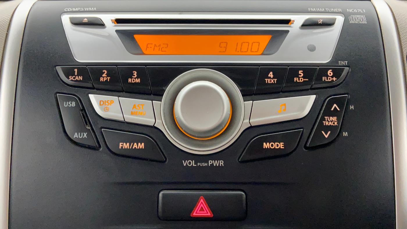 2014 Maruti Wagon R 1.0 VXI, Petrol, Manual, 45,572 km, Infotainment System