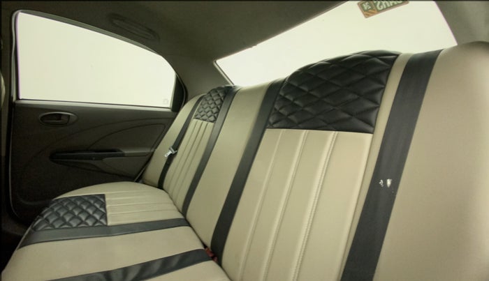 2011 Toyota Etios G SP, Petrol, Manual, 96,269 km, Right Side Rear Door Cabin