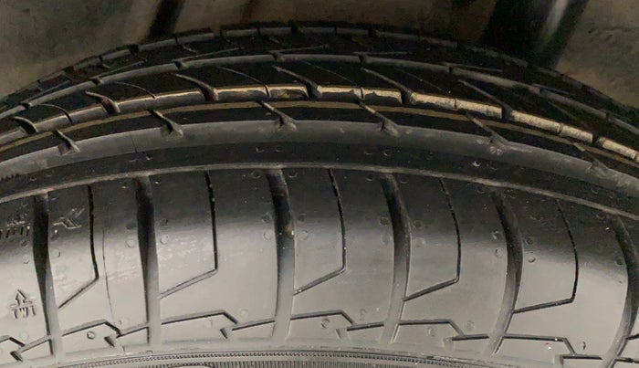 2012 Honda Jazz 1.2L I-VTEC X, Petrol, Manual, 81,881 km, Left Rear Tyre Tread