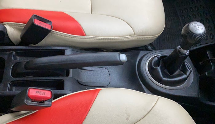 2012 Honda Jazz 1.2L I-VTEC X, Petrol, Manual, 81,881 km, Gear Lever