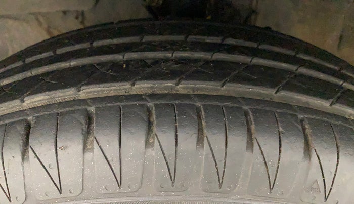 2012 Honda Jazz 1.2L I-VTEC X, Petrol, Manual, 81,881 km, Left Front Tyre Tread