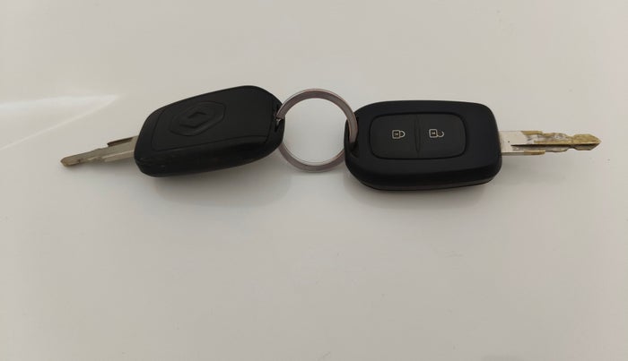 2021 Renault Kwid CLIMBER 1.0 AMT (O), Petrol, Automatic, 34,062 km, Key Close Up