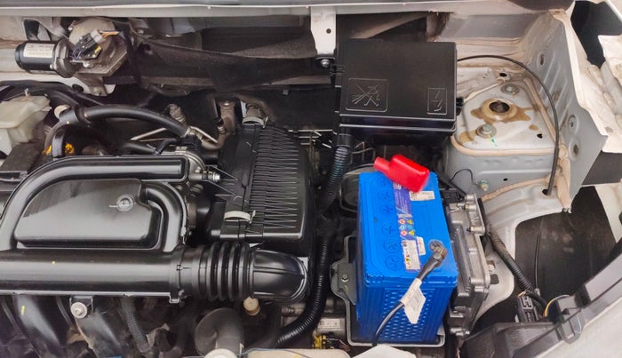 2021 Renault Kwid CLIMBER 1.0 AMT (O), Petrol, Automatic, 34,062 km, Engine View - Left