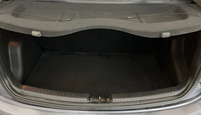 2014 Hyundai Grand i10 MAGNA 1.2 KAPPA VTVT, Petrol, Manual, 60,858 km, Boot Inside