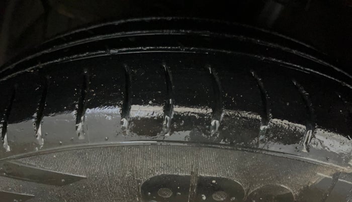 2014 Hyundai Grand i10 MAGNA 1.2 KAPPA VTVT, Petrol, Manual, 60,858 km, Left Front Tyre Tread