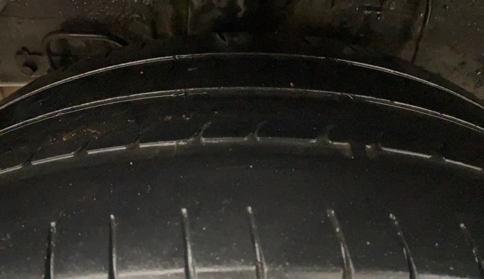 2016 Hyundai Elite i20 SPORTZ 1.2, Petrol, Manual, 54,069 km, Right Rear Tyre Tread