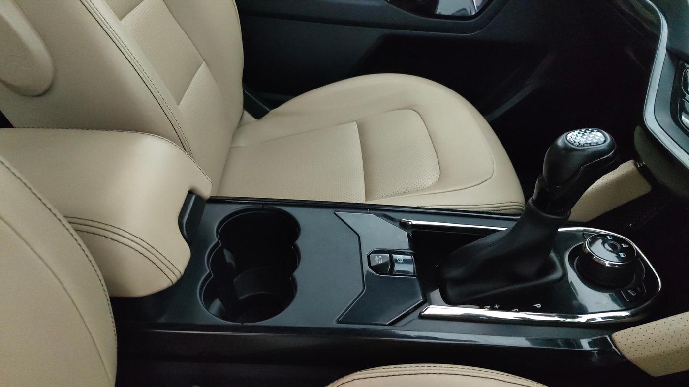 2021 Tata Safari XZA PLUS, Diesel, Automatic, 1,16,746 km, Gear Lever