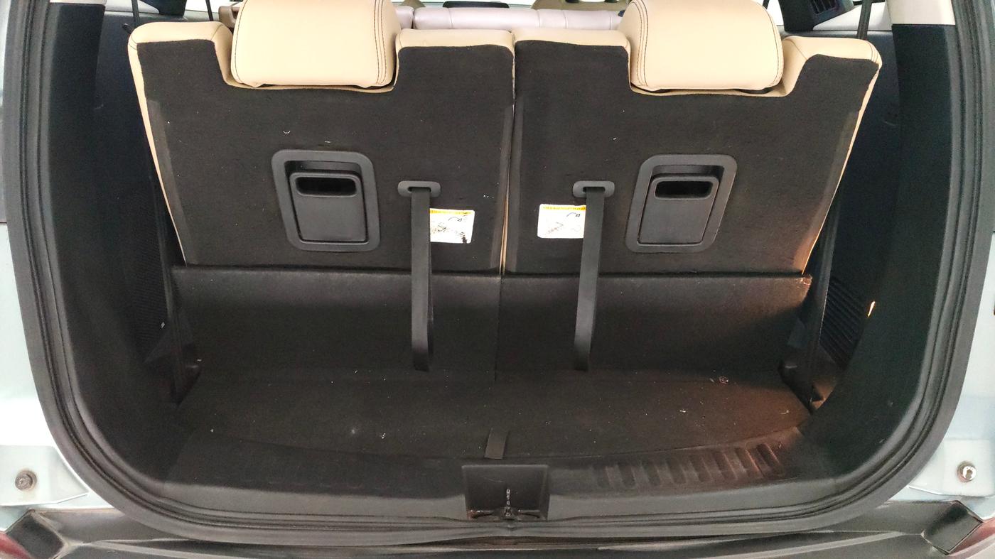 2021 Tata Safari XZA PLUS, Diesel, Automatic, 1,16,746 km, Boot Inside