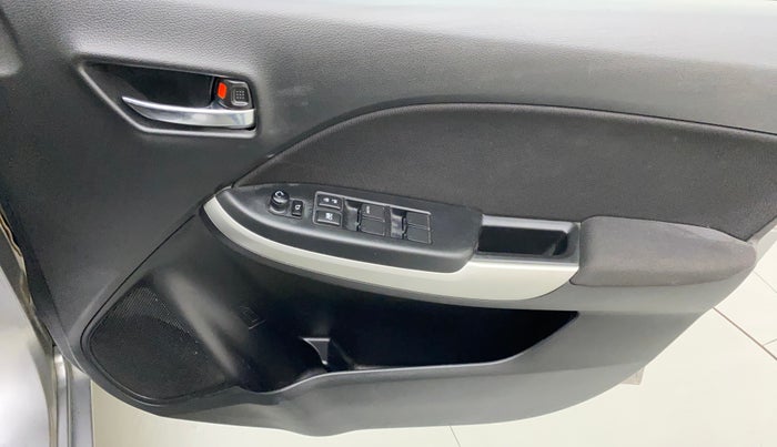 2016 Maruti Baleno DELTA PETROL 1.2, Petrol, Manual, 20,755 km, Driver Side Door Panels Control