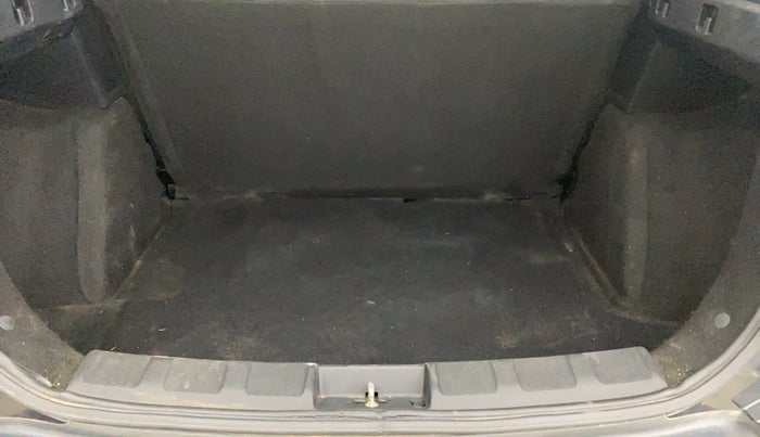 2018 Tata NEXON XMA PETROL, Petrol, Automatic, 72,421 km, Boot Inside