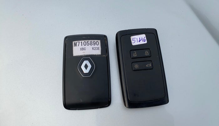 2021 Renault TRIBER RXZ AMT, Petrol, Automatic, 18,702 km, Key Close Up