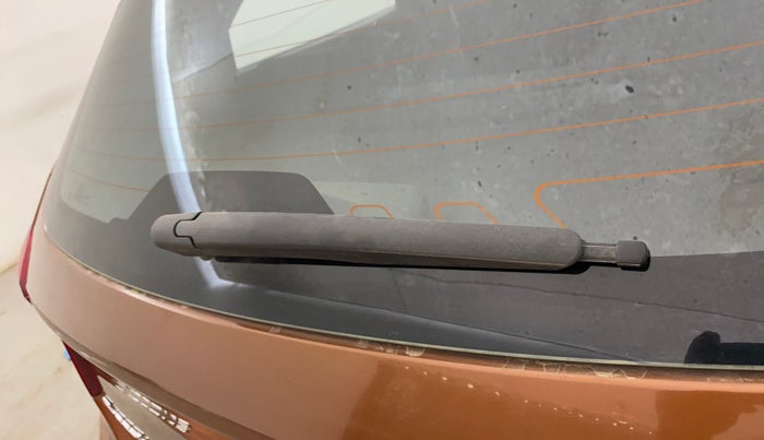 2018 Ford FREESTYLE TITANIUM 1.5 DIESEL, Diesel, Manual, 1,15,215 km, Rear Wiper