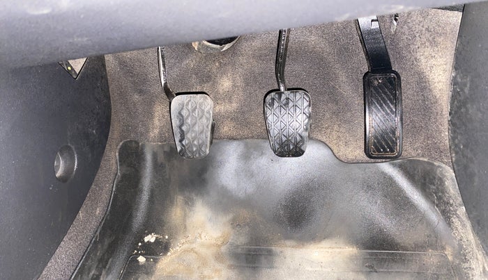 2018 Ford FREESTYLE TITANIUM 1.5 DIESEL, Diesel, Manual, 1,15,215 km, Pedals