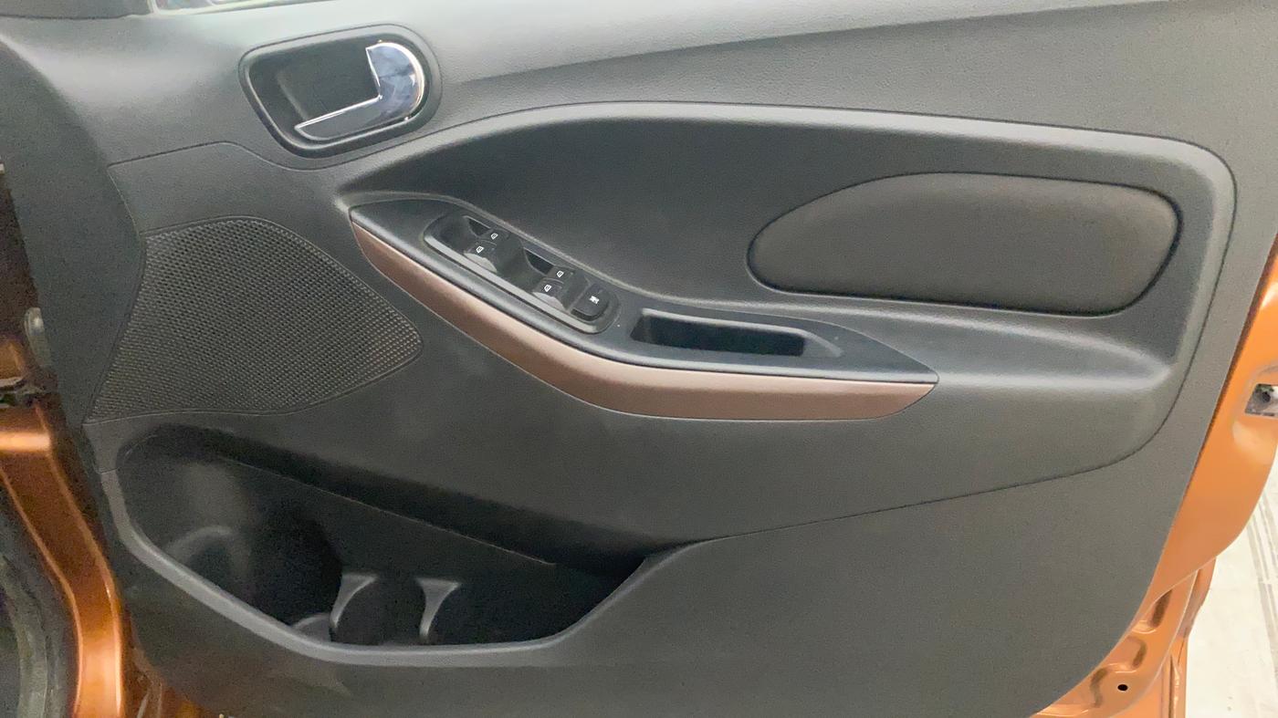 2018 Ford FREESTYLE TITANIUM 1.5 DIESEL, Diesel, Manual, 1,15,126 km, Driver Side Door Panels Control