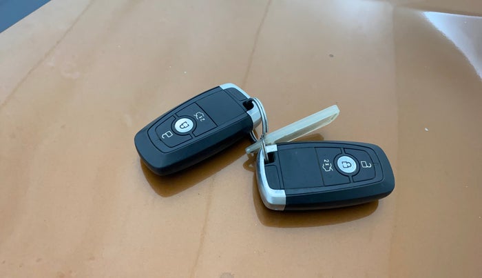 2018 Ford FREESTYLE TITANIUM 1.5 DIESEL, Diesel, Manual, 1,15,215 km, Key Close Up