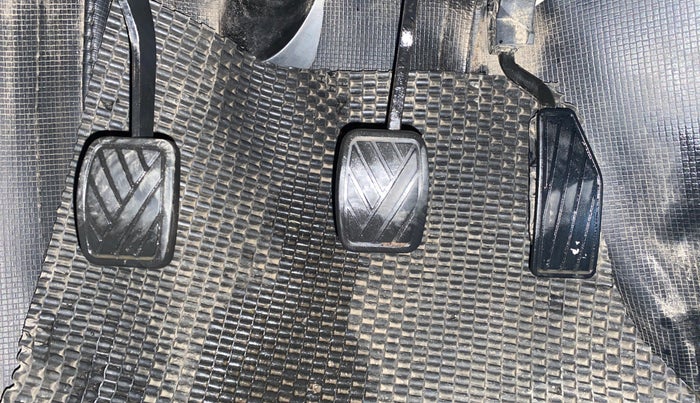 2021 Maruti New Wagon-R LXI CNG 1.0, CNG, Manual, 52,449 km, Pedals