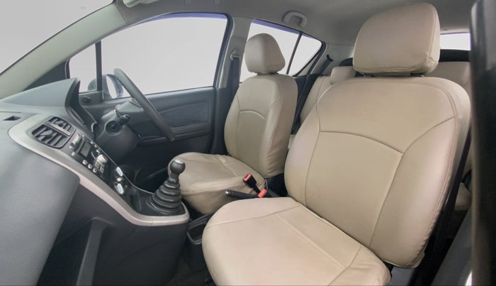 2012 Maruti Ritz VDI, Diesel, Manual, 1,04,768 km, Right Side Front Door Cabin View