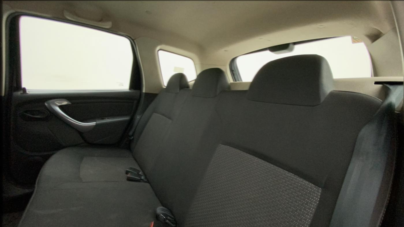 2013 Renault Duster 85 PS RXE DIESEL, Diesel, Manual, 68,896 km, Right Side Rear Door Cabin