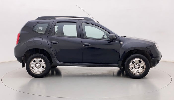 2013 Renault Duster 85 PS RXE DIESEL, Diesel, Manual, 68,896 km, Right Side View