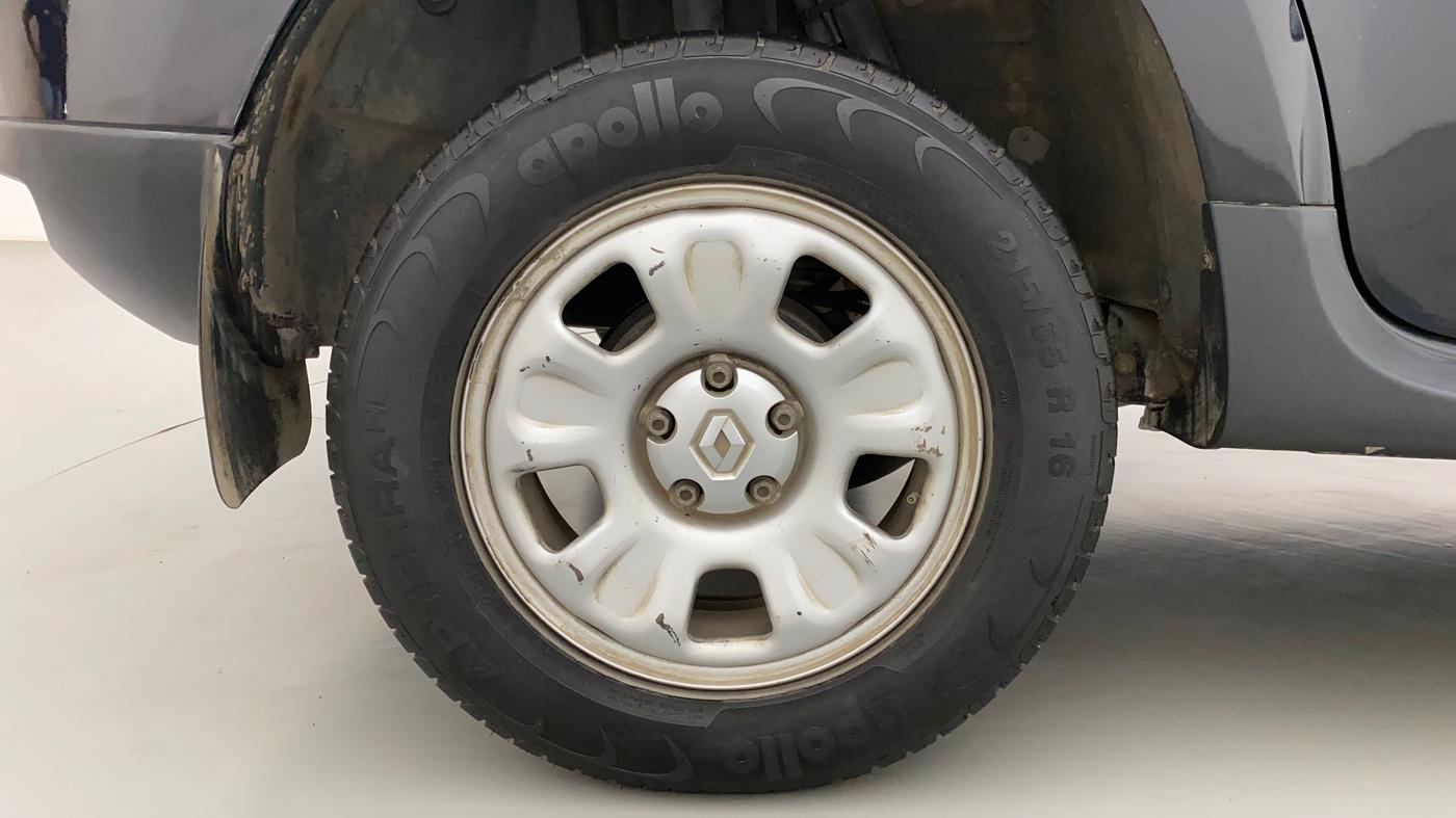 2013 Renault Duster 85 PS RXE DIESEL, Diesel, Manual, 68,896 km, Right Rear Wheel